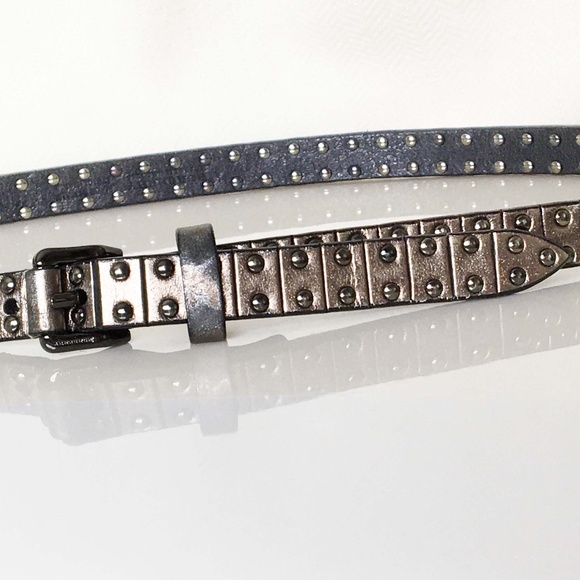 BURBERRY Metallic Studded Skinny Leather Belt - Picture 4 of 11
